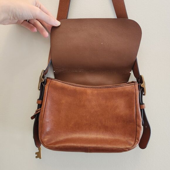 FOSSIL Harper Brown Leather Flap Crossbody Messenger Classic Bag Key Adjustable - Picture 8 of 14